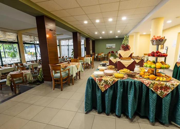 Хотел славянски 3*