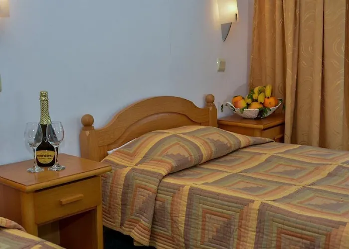 Хотел славянски 3*