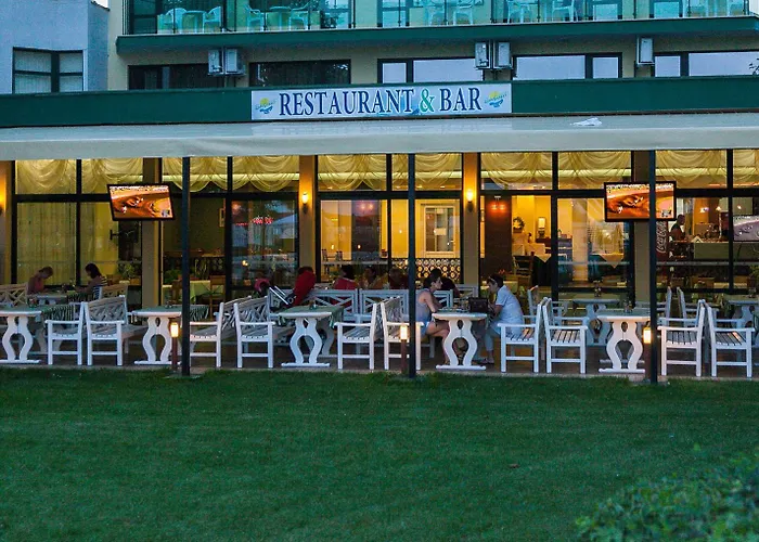 Хотел славянски