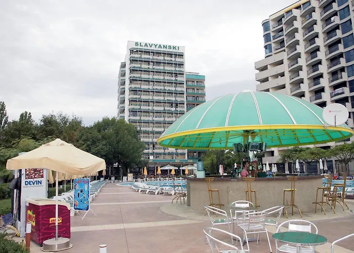 славянски 3*