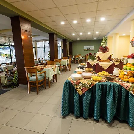 Hotel Slavyanski 3*