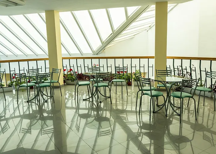 Slavyanski Hotell 3*