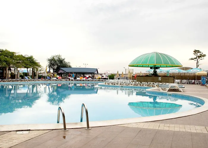 Slavyanski Hotell 3*