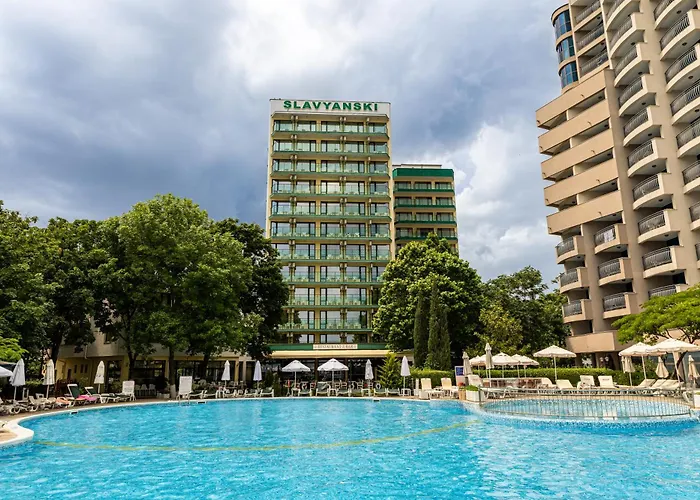 Slavyanski 3*